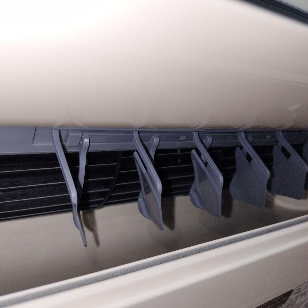 〈使用頻度僅か〉三菱霧ヶ峰　MSZ-GE2216-W　　主に6畳用