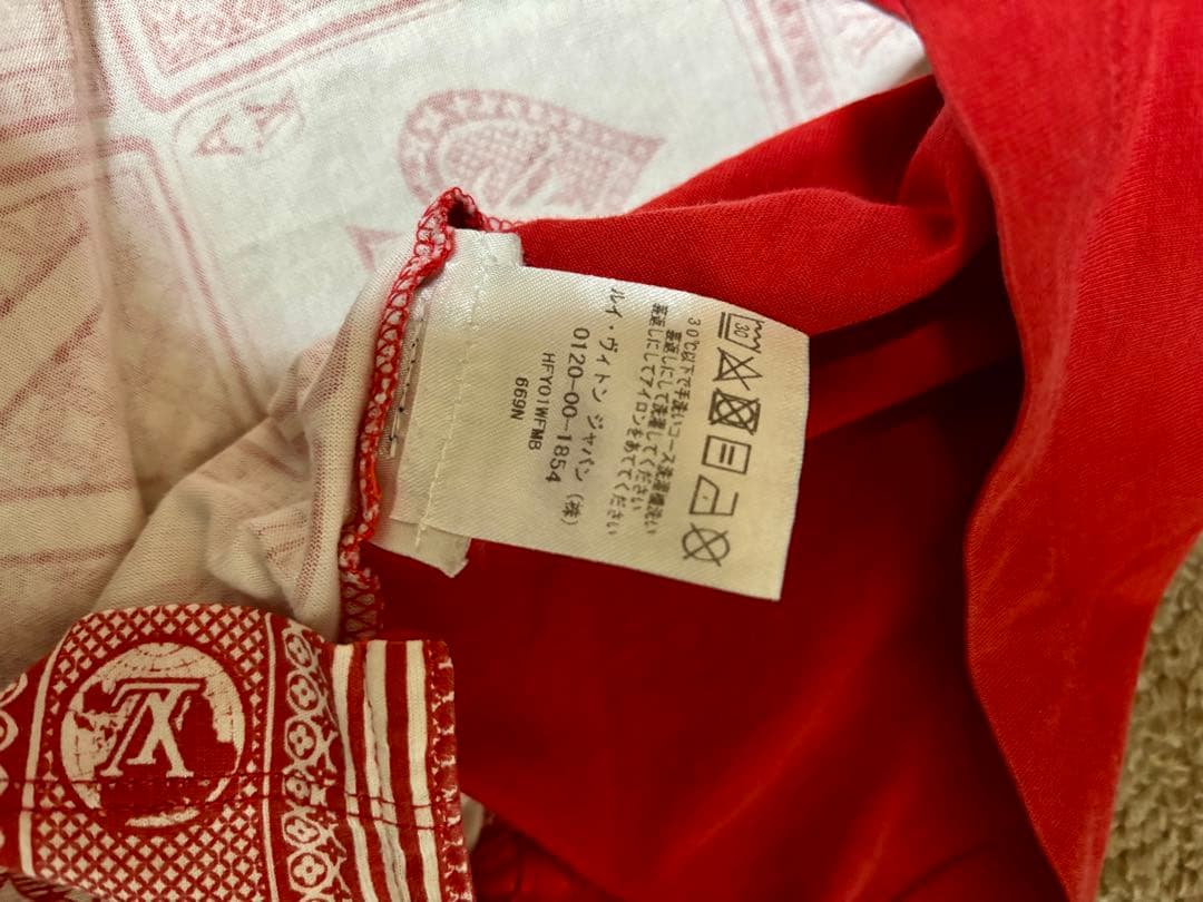 ルイヴィトン バックトランプ総柄Tシャツ