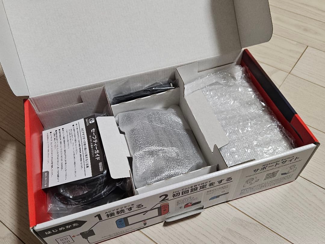 ケ*ン様 Nintendo Switch　本体　付属品全てあり