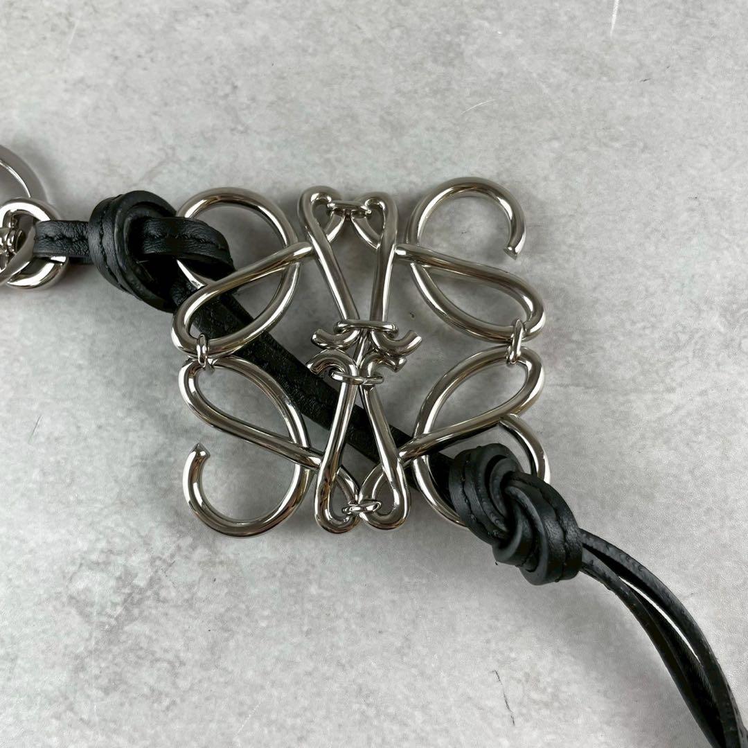 【極美品】ロエベ キーチャーム アナグラム シルバー ブラック