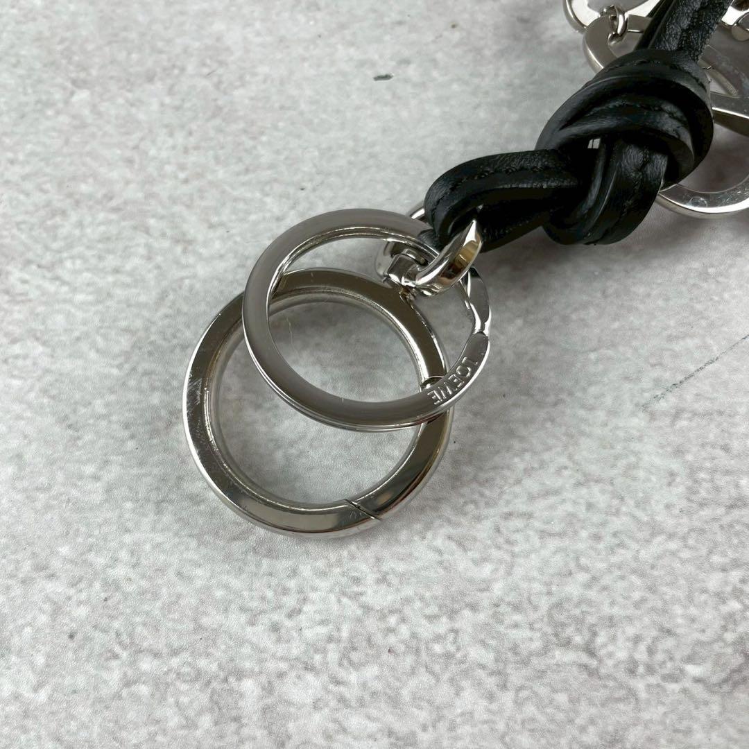 【極美品】ロエベ キーチャーム アナグラム シルバー ブラック