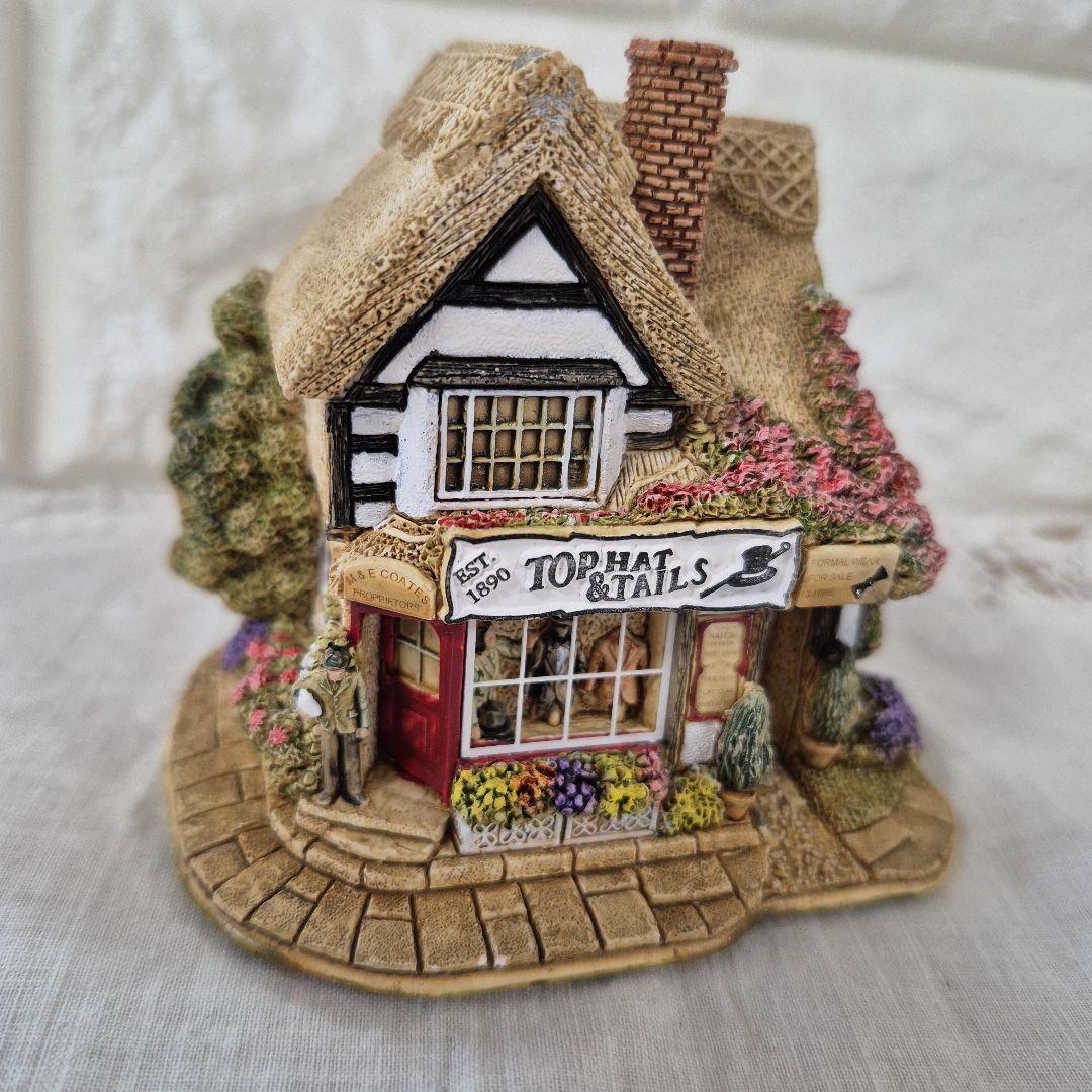 リリパットレーン　TOP HAT &　TAILS