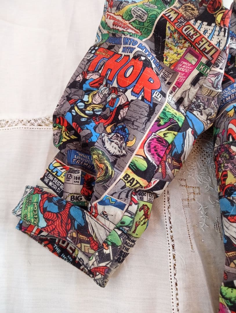 BURTON　MARVEL　つなぎ　カバーオール　スキーウェア　5T　6T