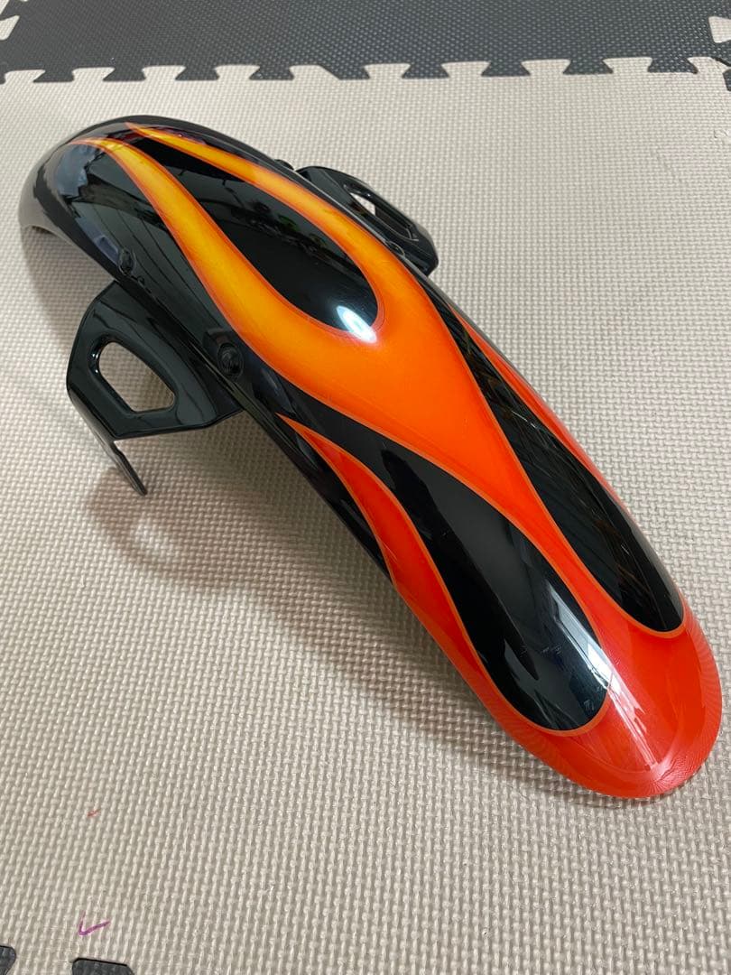 ハーレー　純正　フロントフェンダー　06以降ダイナ　ワイドグライド　炎模様