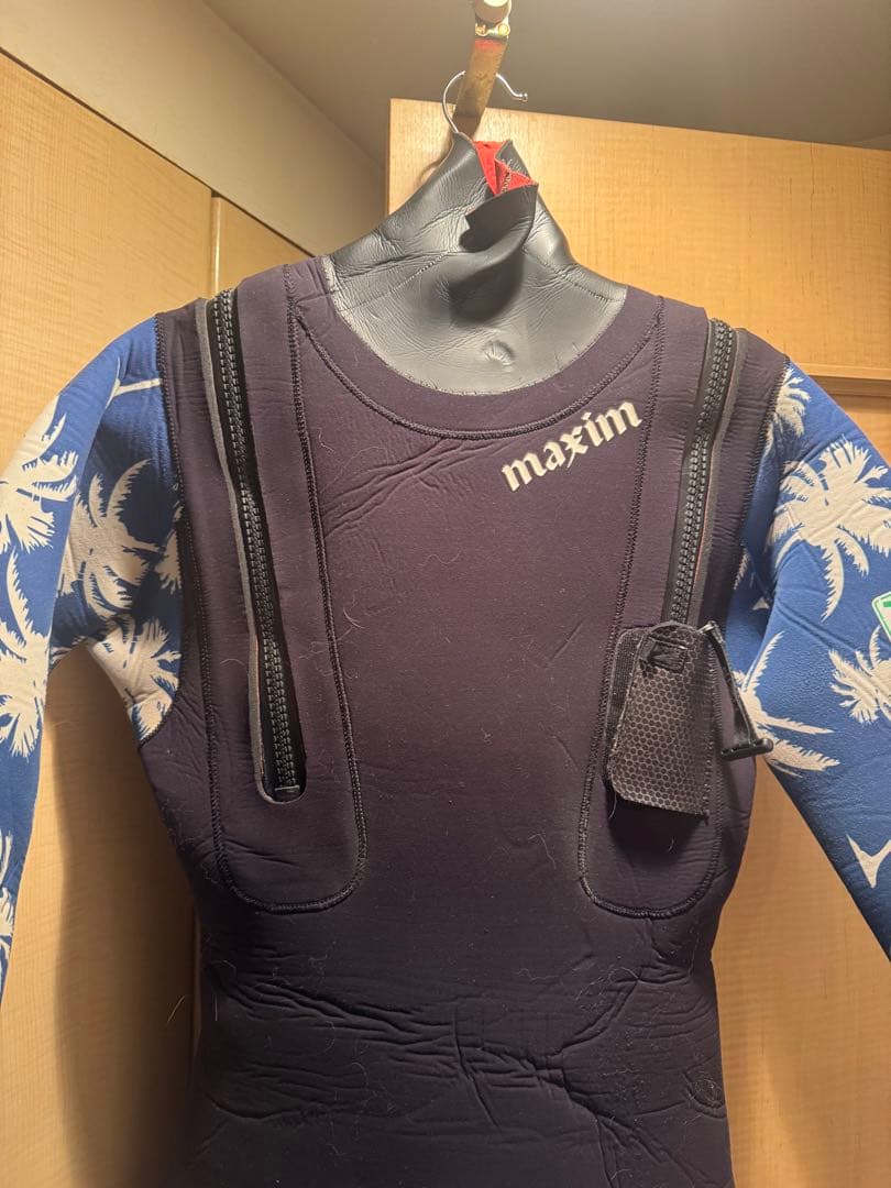 【美品】maxim ドライスーツ MLサイズ