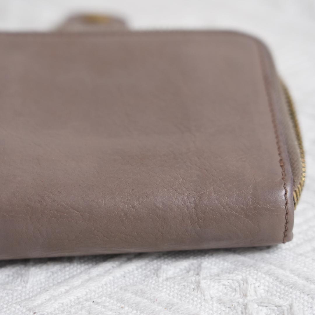 イルビゾンテIL BISONTE ラウンドファスナー　2つ折り財布　ウォレット