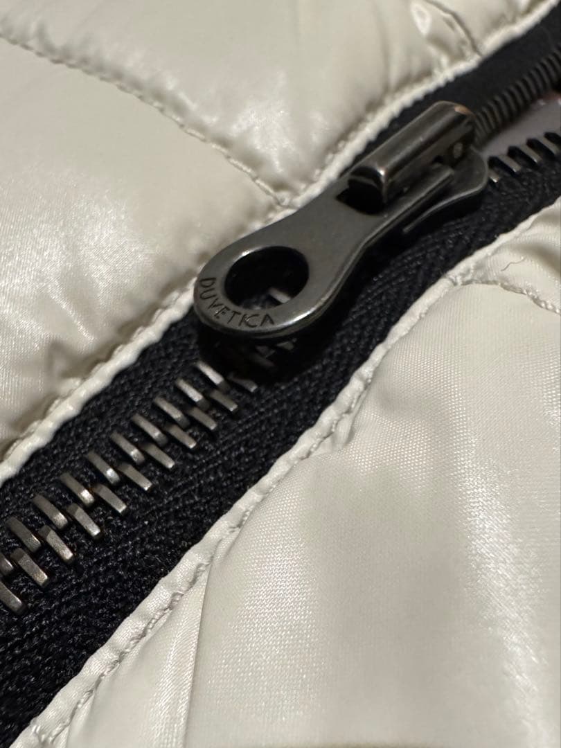 美品　DUVETICA デュベティカ ダウンベスト 40 Mサイズ