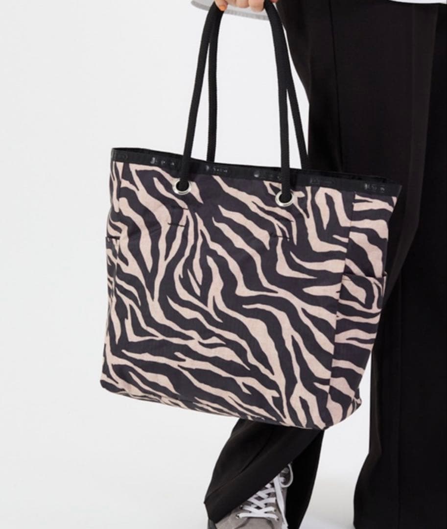 LeSportsac トートバッグ ラフィアゼブラ/ブラック
