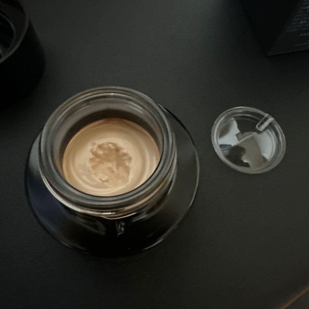 化粧下地 KANEBO LIVELY SKIN WEAR II