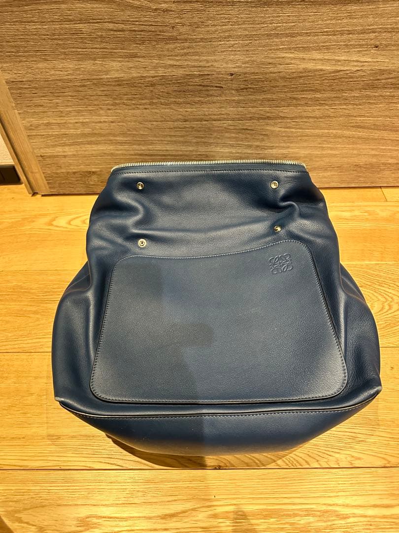 ロエベ(Loewe) ゴヤ バックパック 316.30.P40 レザー ブルー