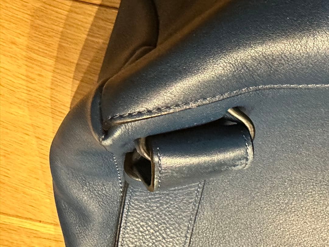 ロエベ(Loewe) ゴヤ バックパック 316.30.P40 レザー ブルー