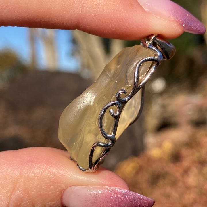 リビアングランス 原石 ペンダントトップ