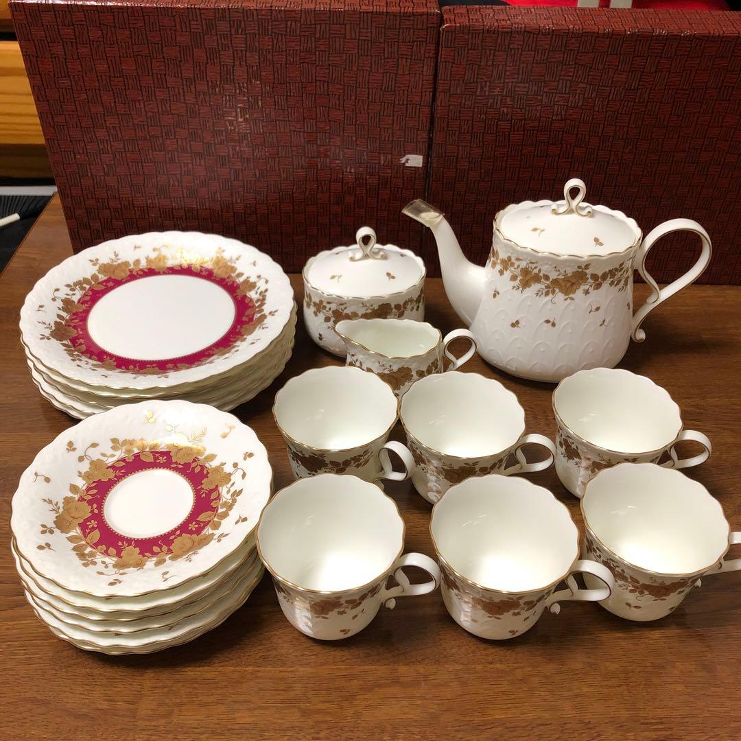 ナルミボーンチャイナ　カップ&ソーサー他セット