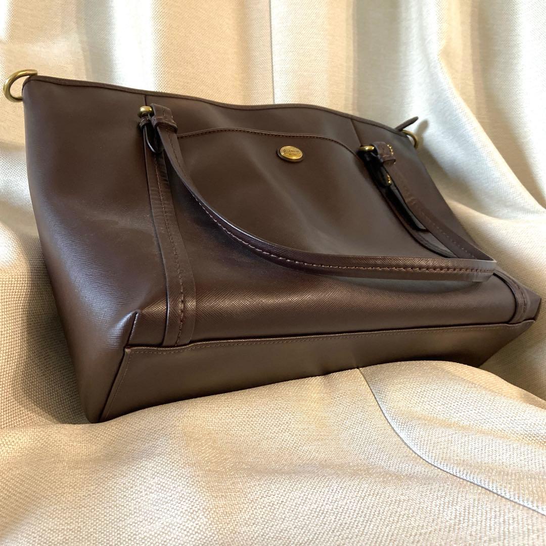 美品【coach】レザートートバッグ　ダークブラウン