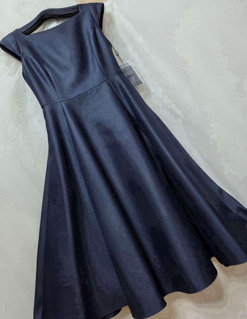 Rene ルネ 新品 ワンピース フレアー 半額以下 ネイビー36号