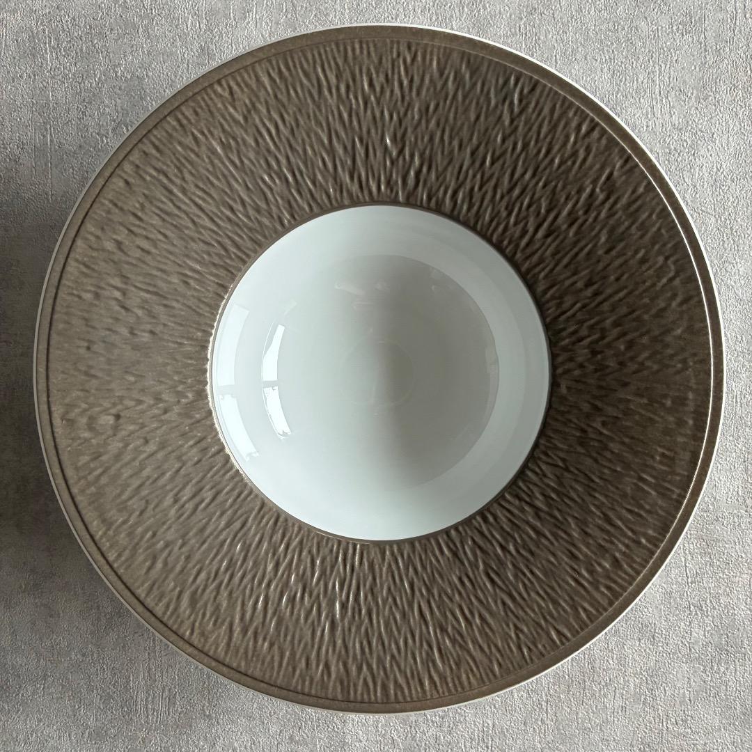 RAYNAUD レイノー ミネラル グレージュ リムスープ 22×H6cm