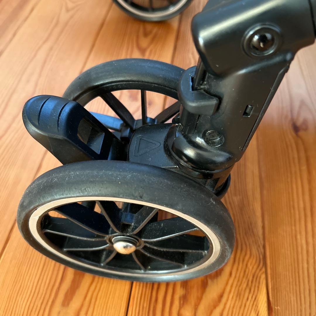 Combi コンビ ベビーカー スゴカル　4キャス