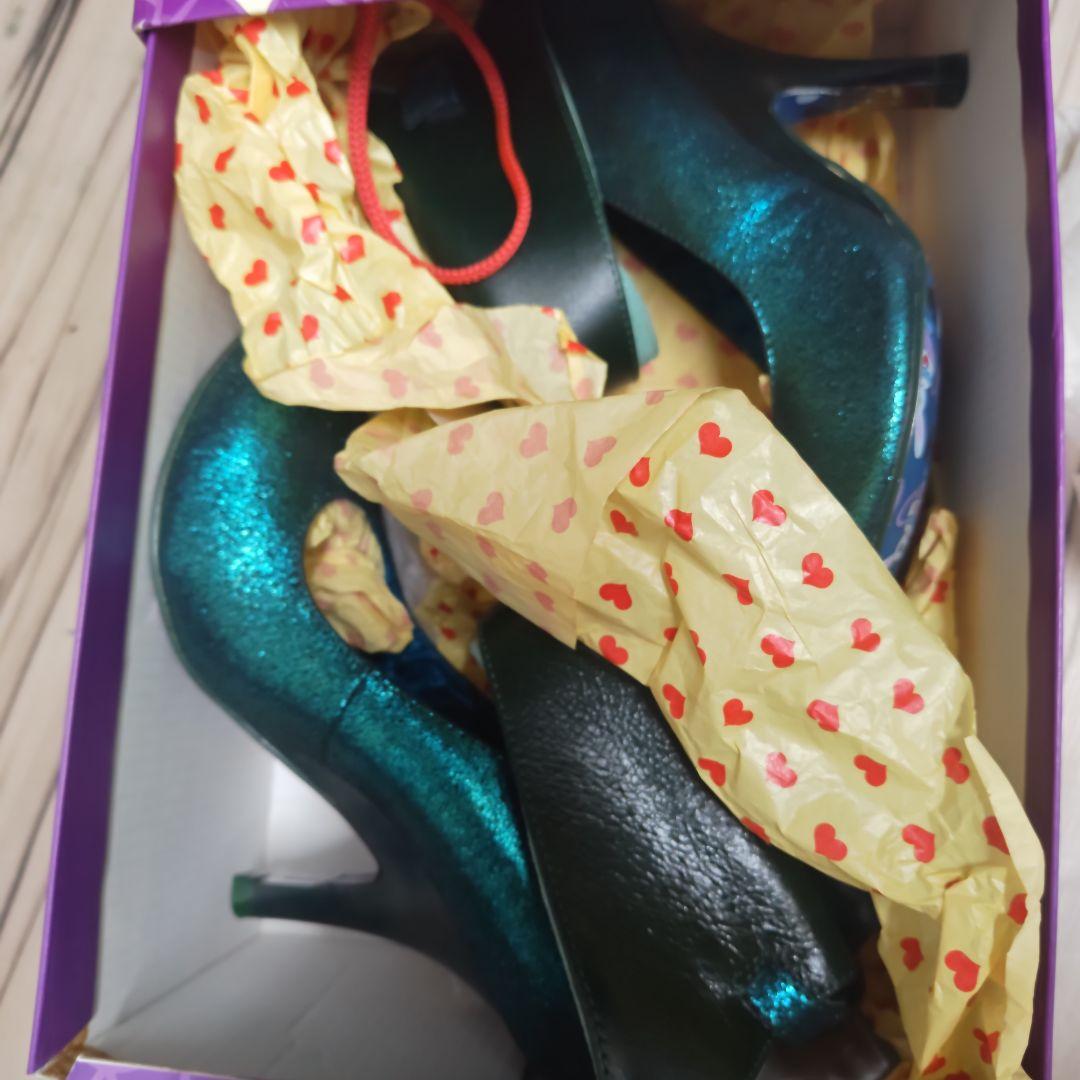 イレギュラーチョイス　エメラルドグリーングリッターハイヒールパンプス