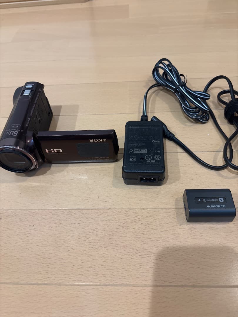 【美品】SONY ビデオカメラ　本体とバッテリー