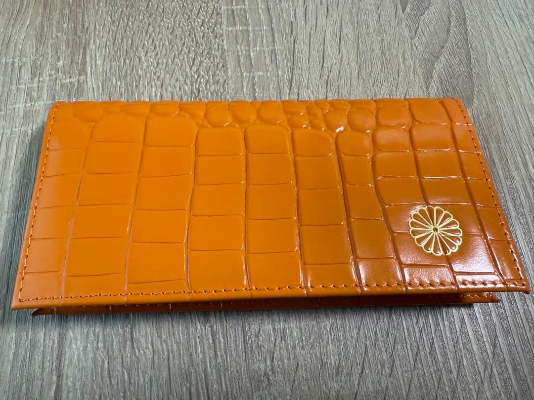 皇居財布　新品未使用　牛革　人気　クロコ柄