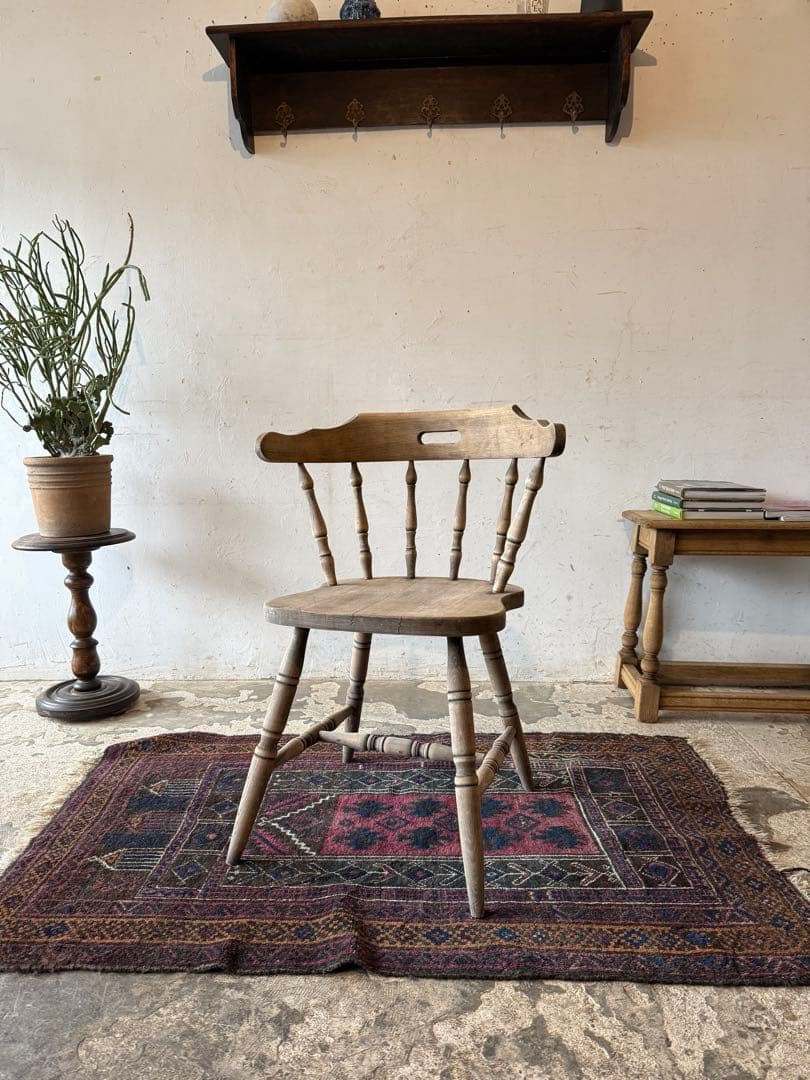 ビンテージ　ダイニングアームチェア　カフェチェア　剥離加工　no2