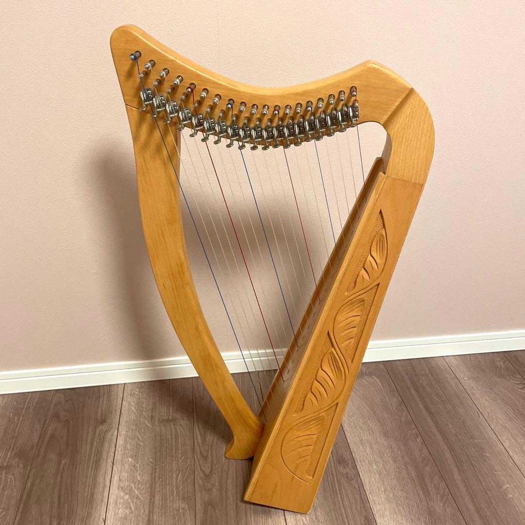 木製ハープ19弦 彫刻入り