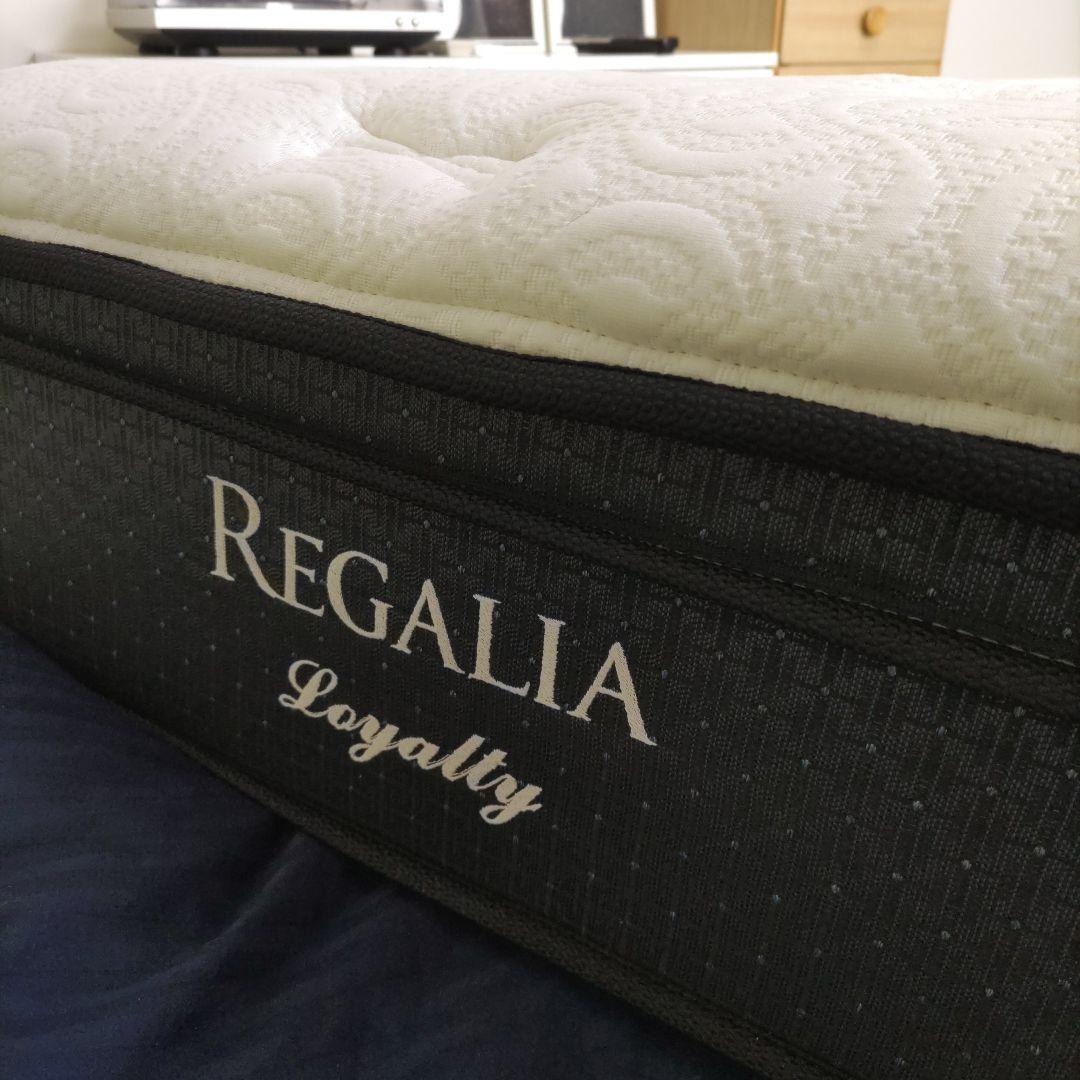極美品キングスダウンREGALIA Loyalty シングルマットレス
