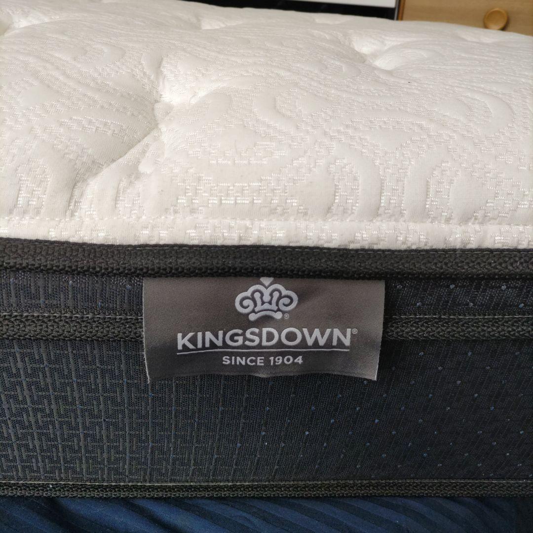 極美品キングスダウンREGALIA Loyalty シングルマットレス