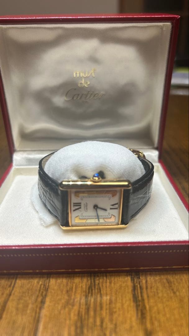 Cartier 腕時計　レディース　中古
