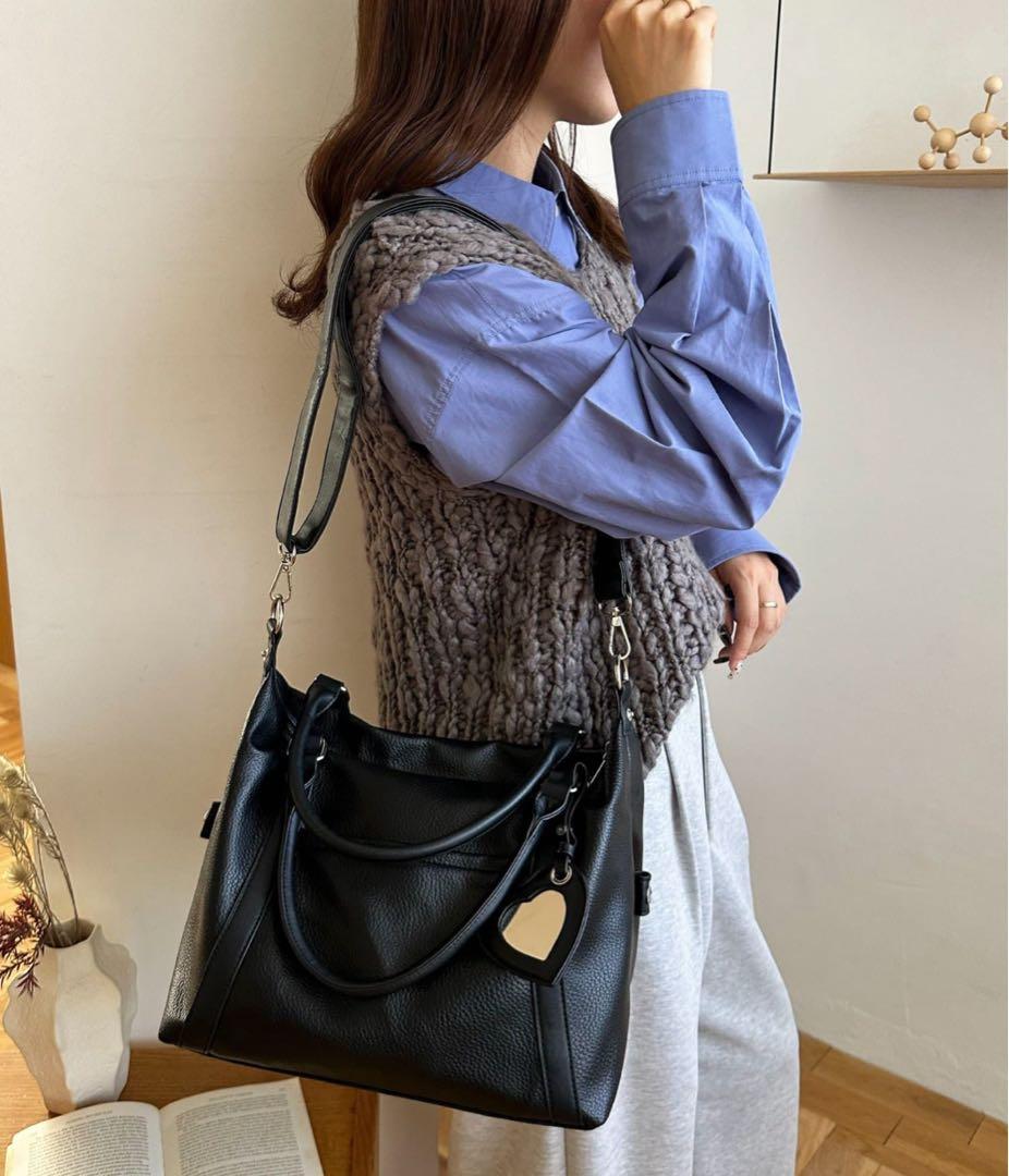 DISCOAT ディスコート ミラーチャーム付きソフトボストンバッグ　ブラック