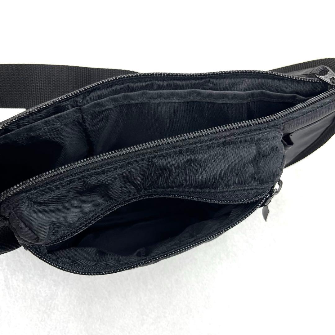 お値下げ中✨【GOODENOUGH】グッドイナフ 00s ヒップ ボディ バッグ