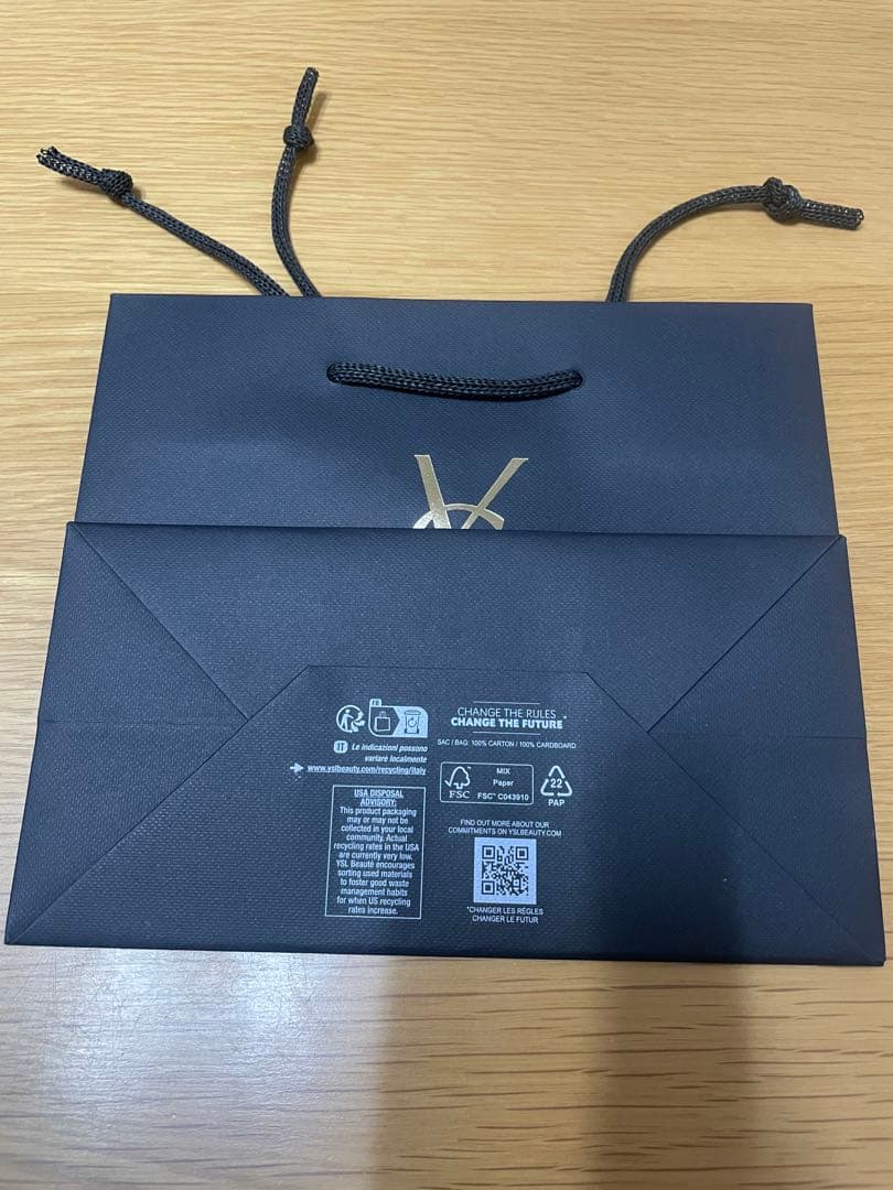 YSL　クチュールフェイスパレット 2025 ホリデーコレクション ショッパー付