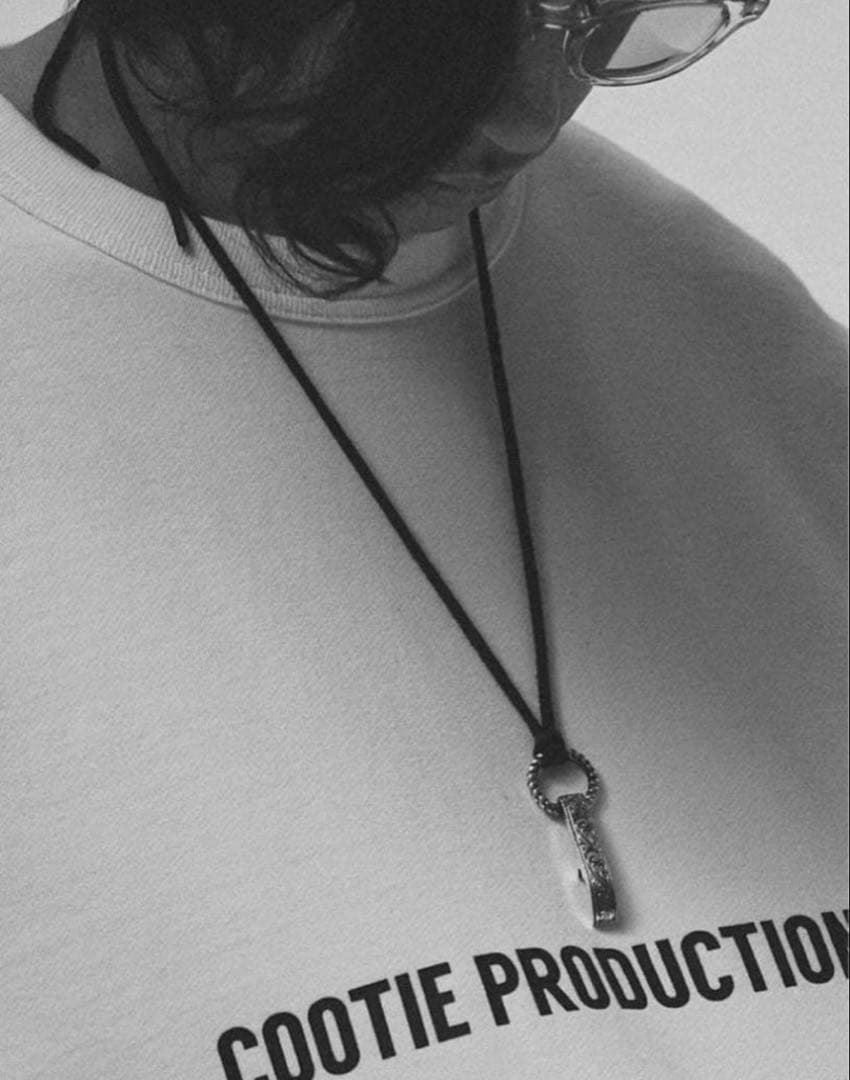 アンチドートバイヤーズクラブ　ネックレス