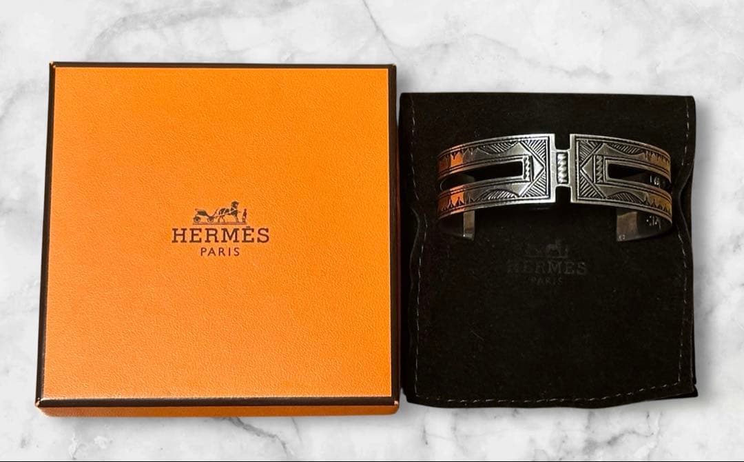 【入手困難】 HERMES エルメス TOUAREGトゥアレグ　バングル　T4