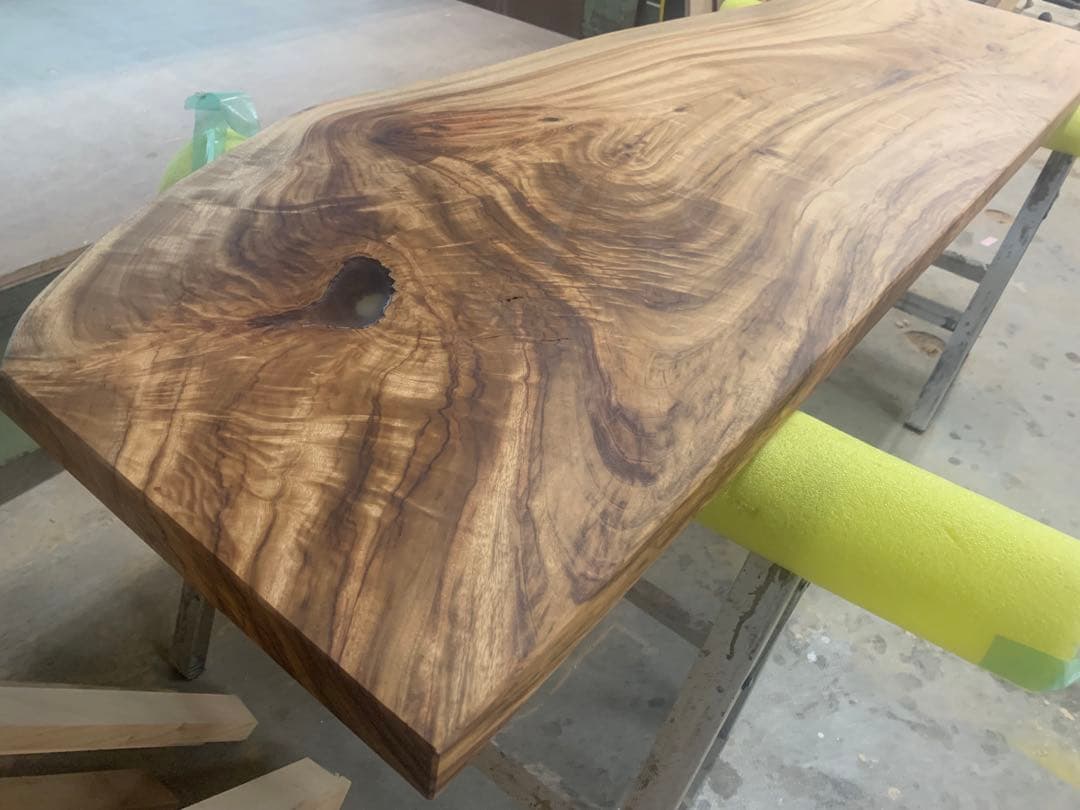 ✳️鹿児島県産楠一枚板天板、カウンター材加工済♦︎レジン、チギリ、ESHA塗装