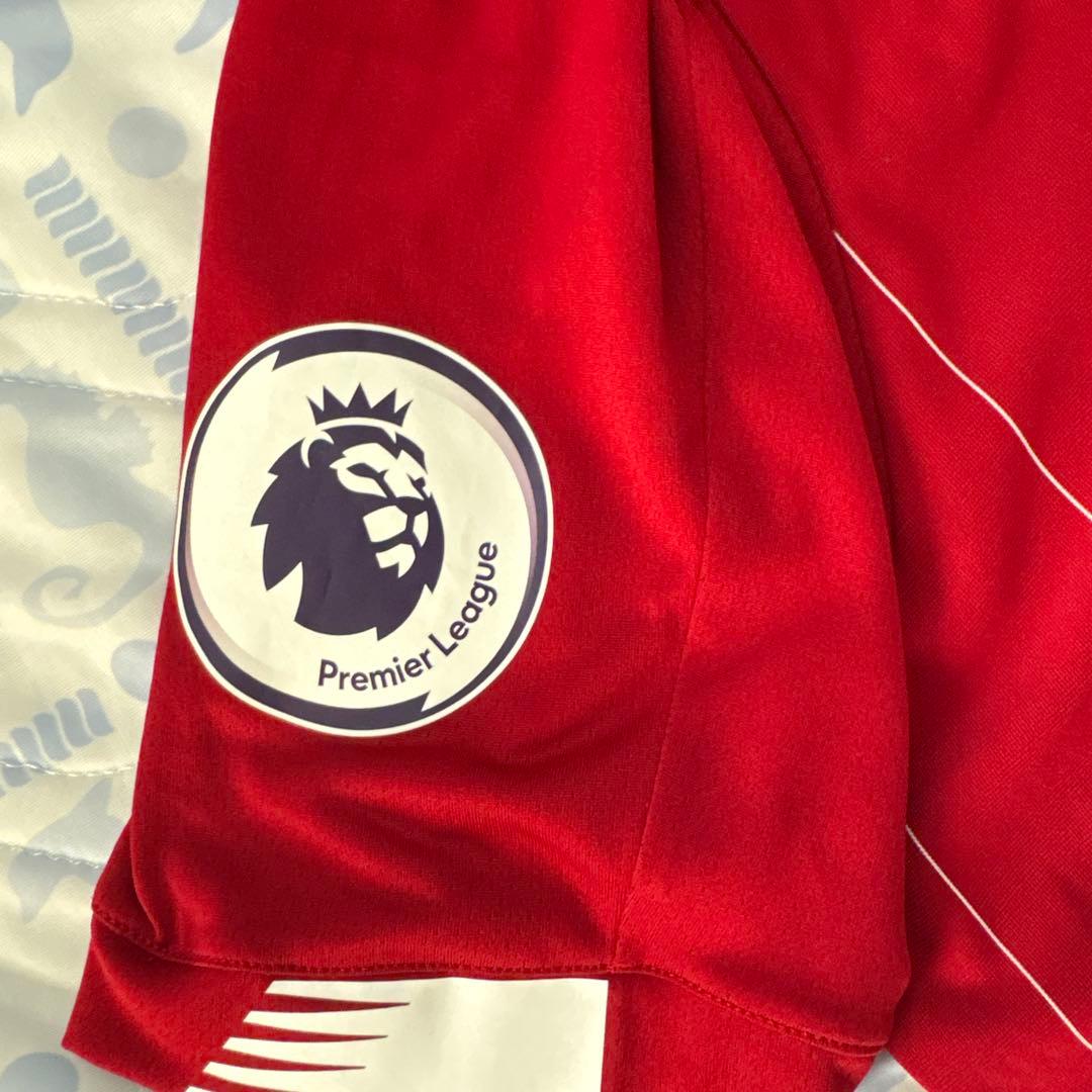 まる　 リヴァプールFC 南野拓実 New Balance レッド　正規品