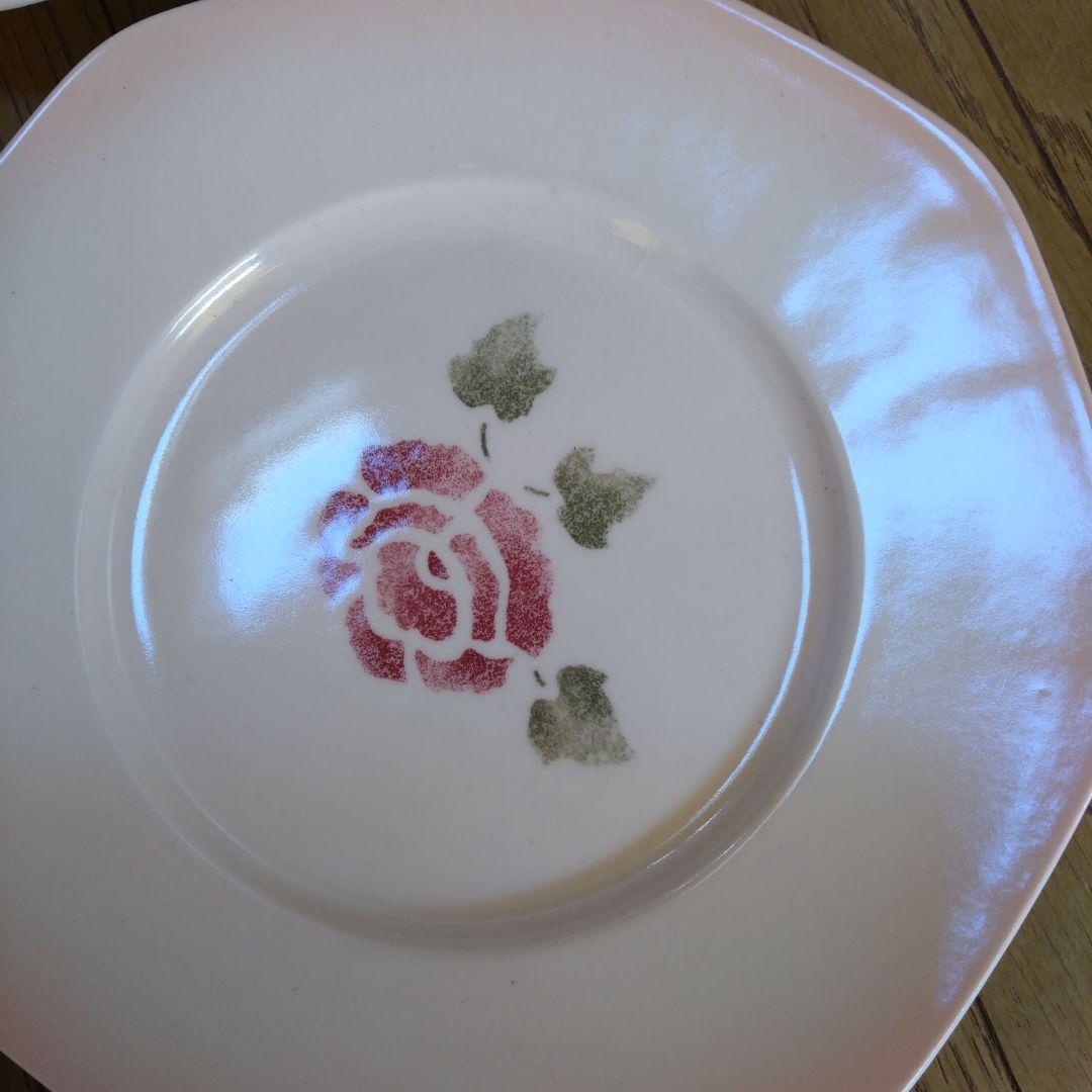 マニー ピンクローズシリーズ バラの花柄陶器食器セット