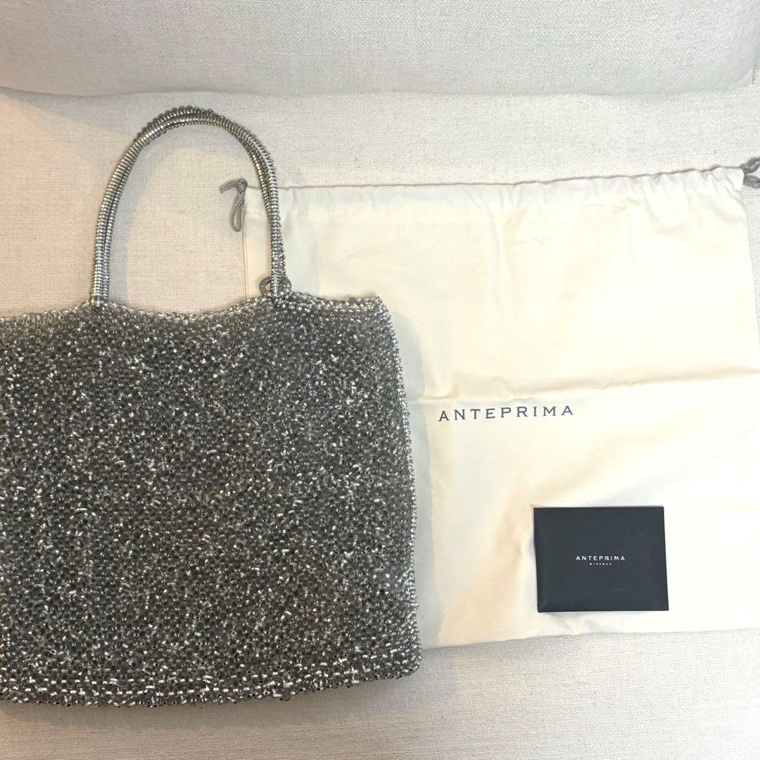 アンテプリマ✨スタンダード スクエア ラージ シルバー　2024年3月購入