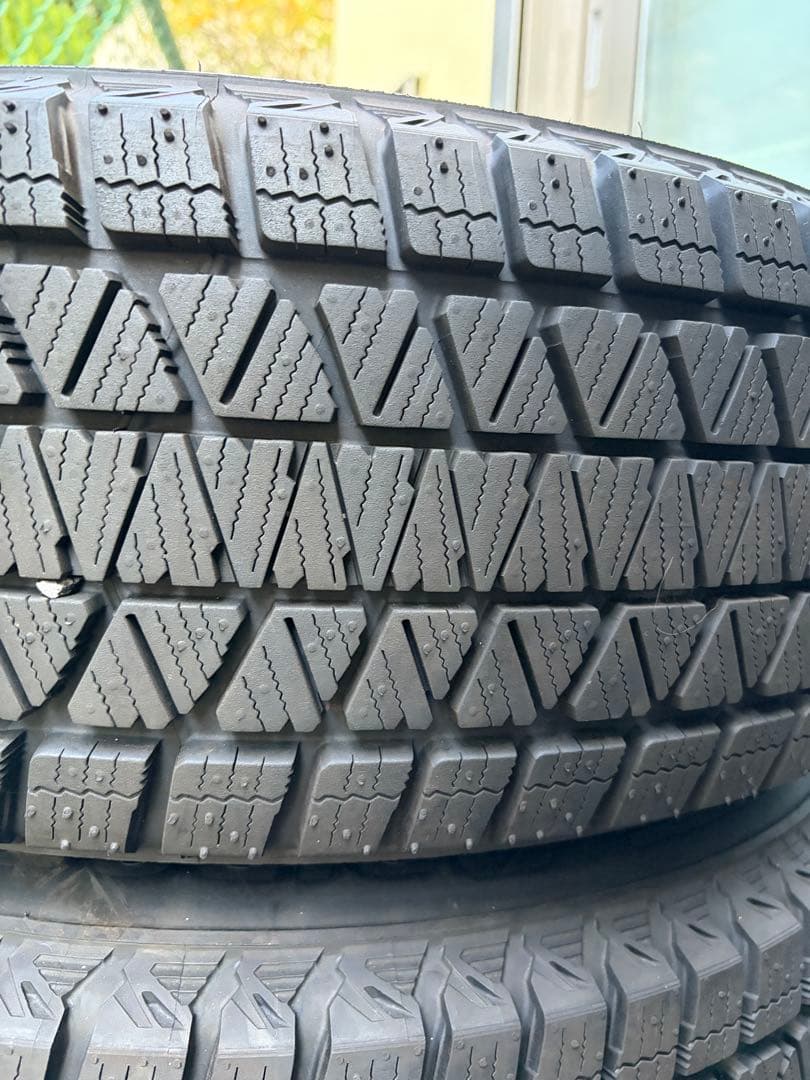 225/65R17 アルミセットDM-V3 PCD100 5穴　①