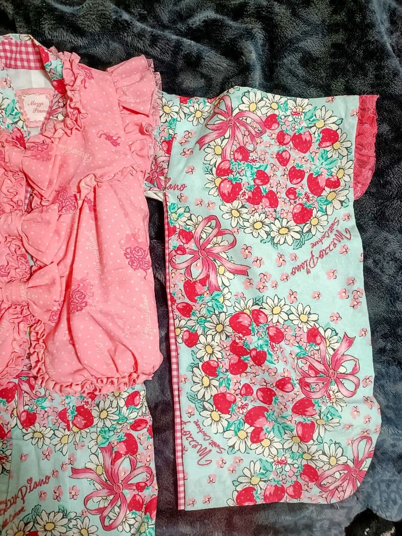 mezzopiano メゾピアノ　3歳　七五三　着物　被布セット　いちご　y2k