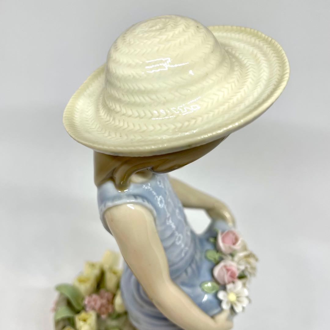 リヤドロ LLADRO スカートに花いっぱい フィギュリン 少女 インテリア