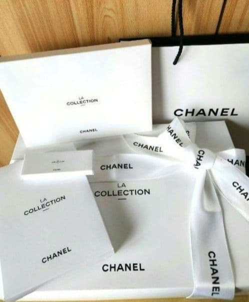 事務局に出品を隠されるCHANELLA COLLECTIONポーチ ケースセット