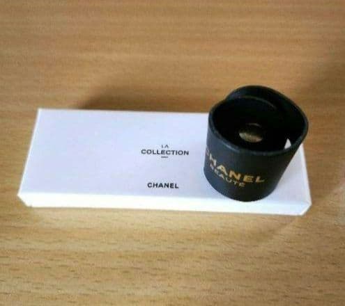 事務局に出品を隠されるCHANELLA COLLECTIONポーチ ケースセット