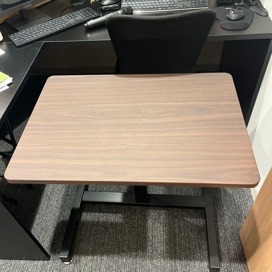 ブラウン木製サイドテーブル