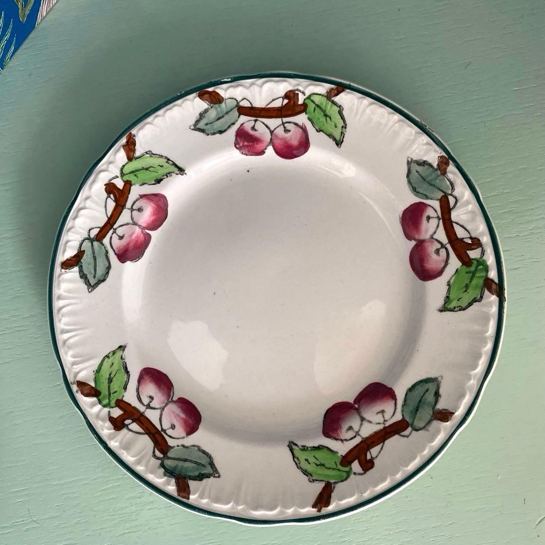 フランスアンティークLongwy ロンウィ プレートチェリー【B】