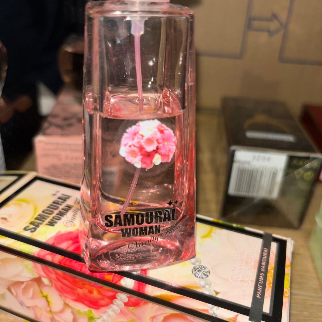 【専用　香水セット/格安】ジョンガリアーノ ジューシークチュール　等