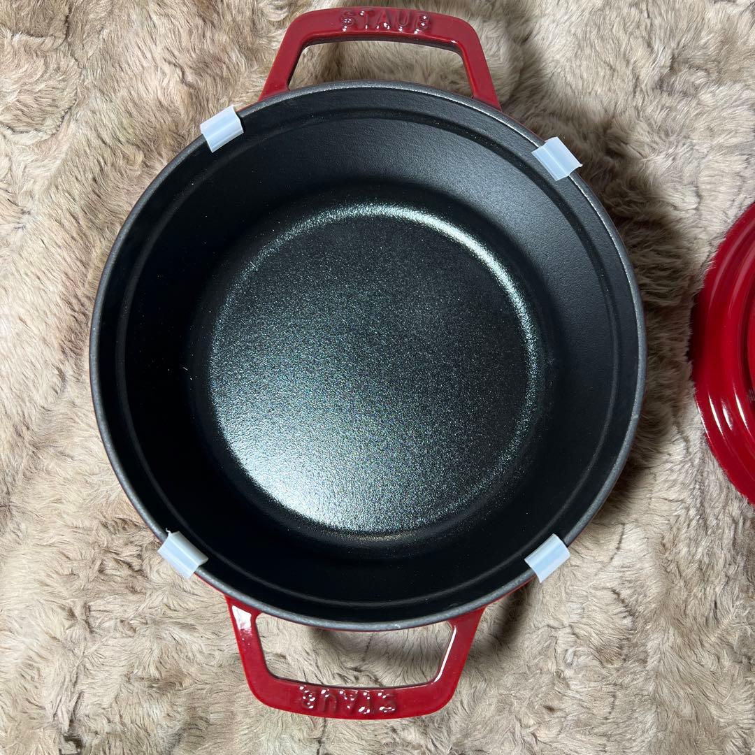 ピコ・ココット ラウンド チェリー 1033360 22cm