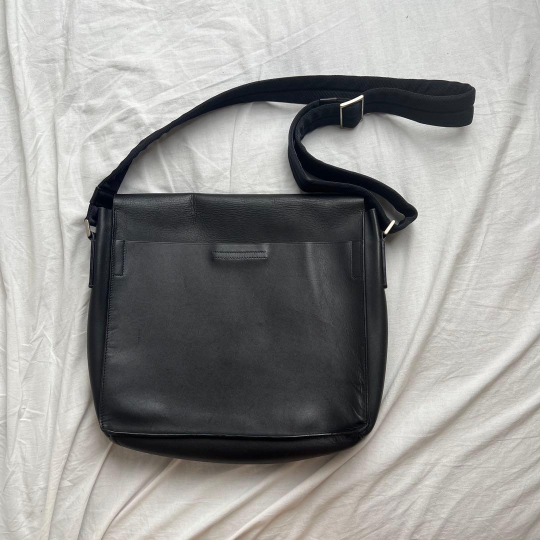 バッグ PRADA leather messenger bag black