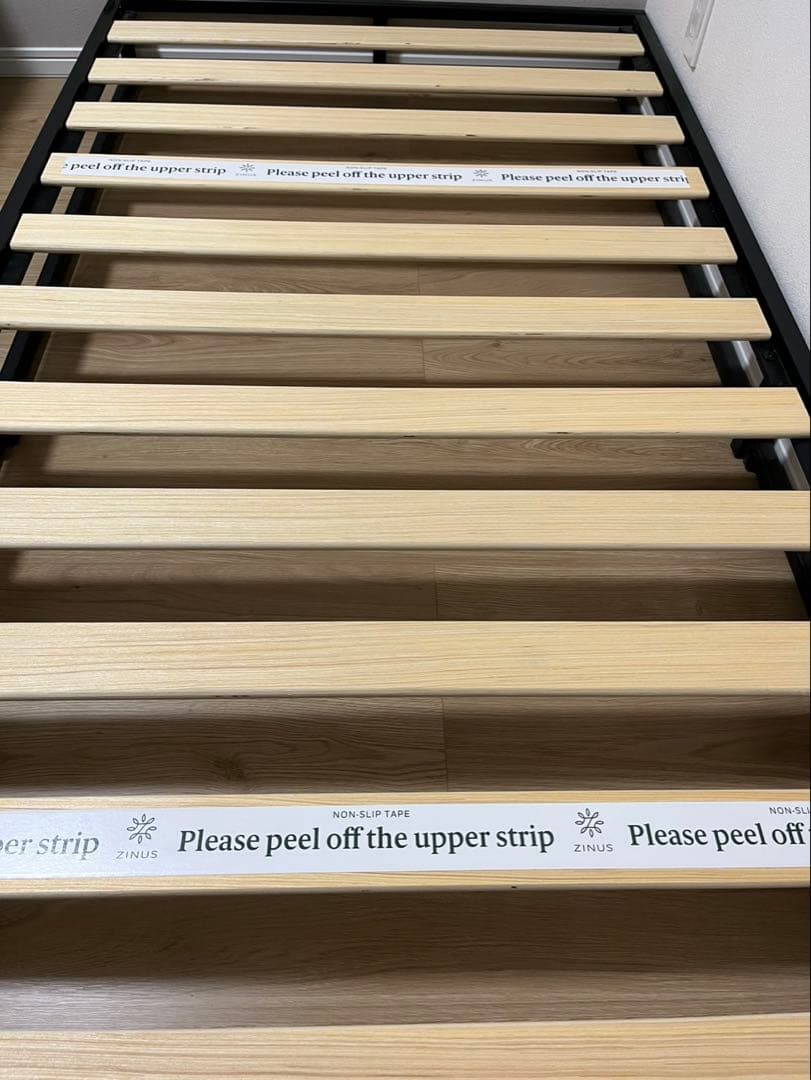 【良品】ZINUS Joseph メタルベッド　シングル　ブラック