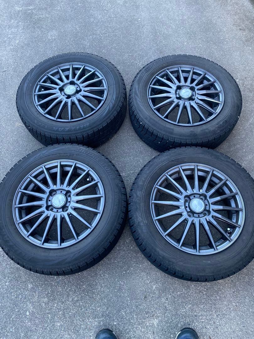 185/65R15 ブリザックVRX 2016年製